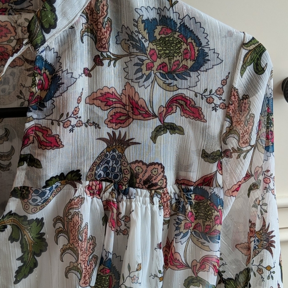 MADISON LILLY sheer top - Picture 5 of 6